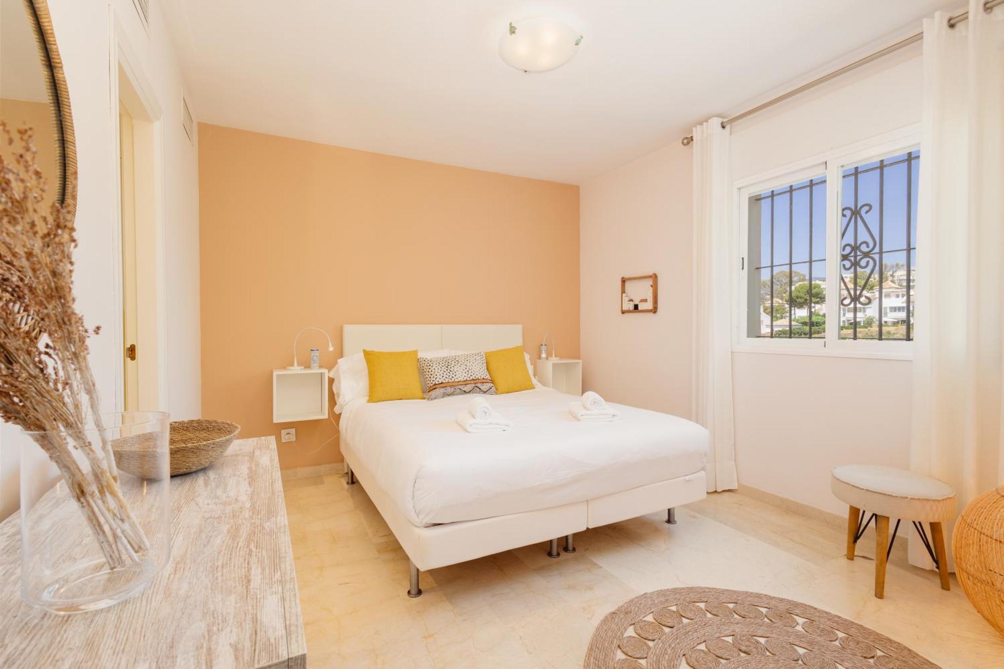Modern Beachside Penthouse With Amazing Sea Views Appartement *